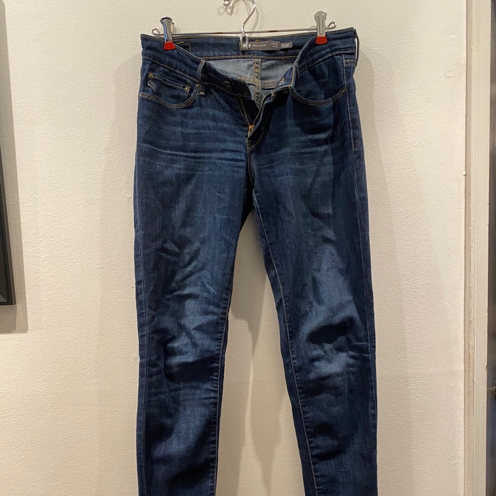 Levi’s Demi Curve Mid Rise